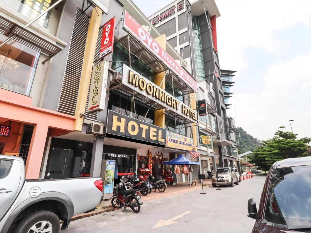 Oyo 89381 Moonnight Hotel Batu Caves Ngoại thất bức ảnh